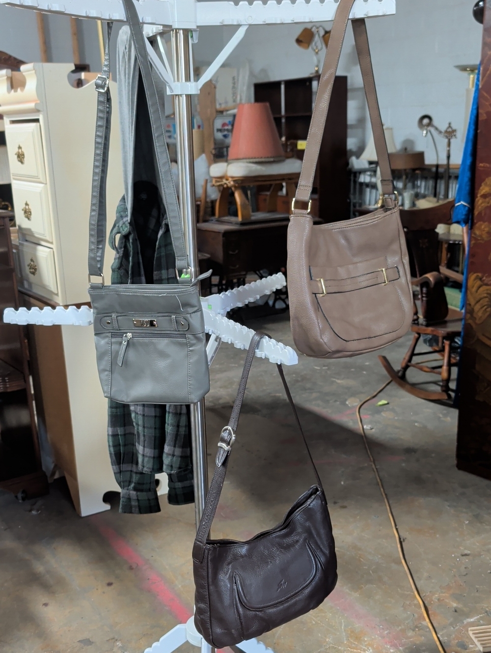 LOT OF 3 HANDBAGS!